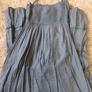 Entro maxi dress small
